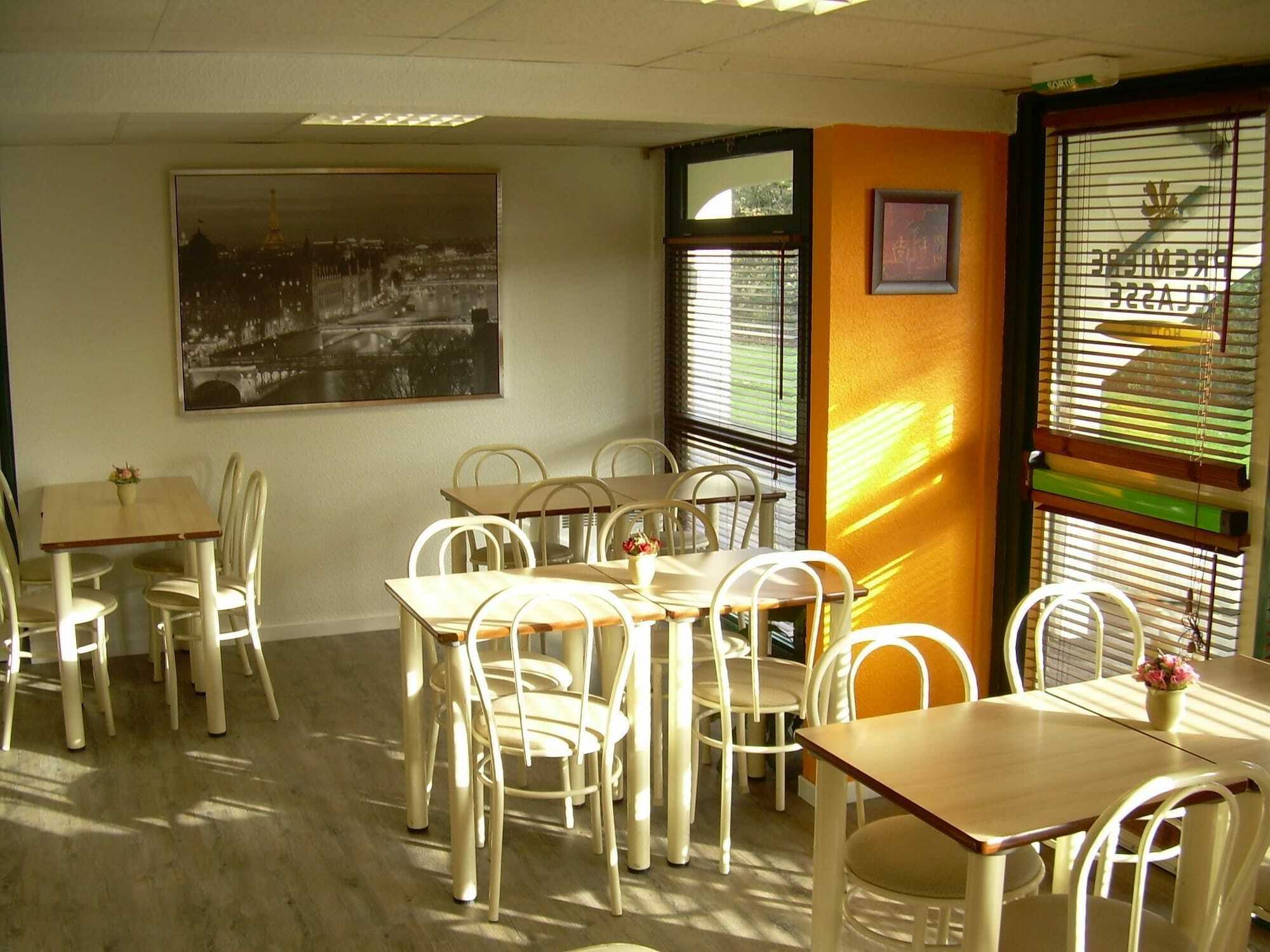فندق بريمير كلاس فونتيناي تريسيجني Fontenay-Trésigny المظهر الخارجي الصورة